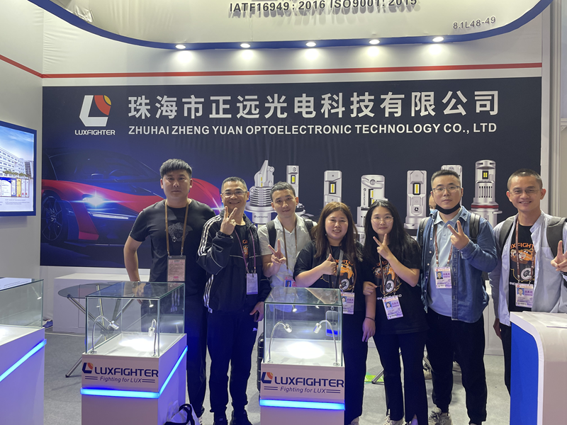 Luxfighter LED FEARLLA LA FAIR 133 ° CANTON