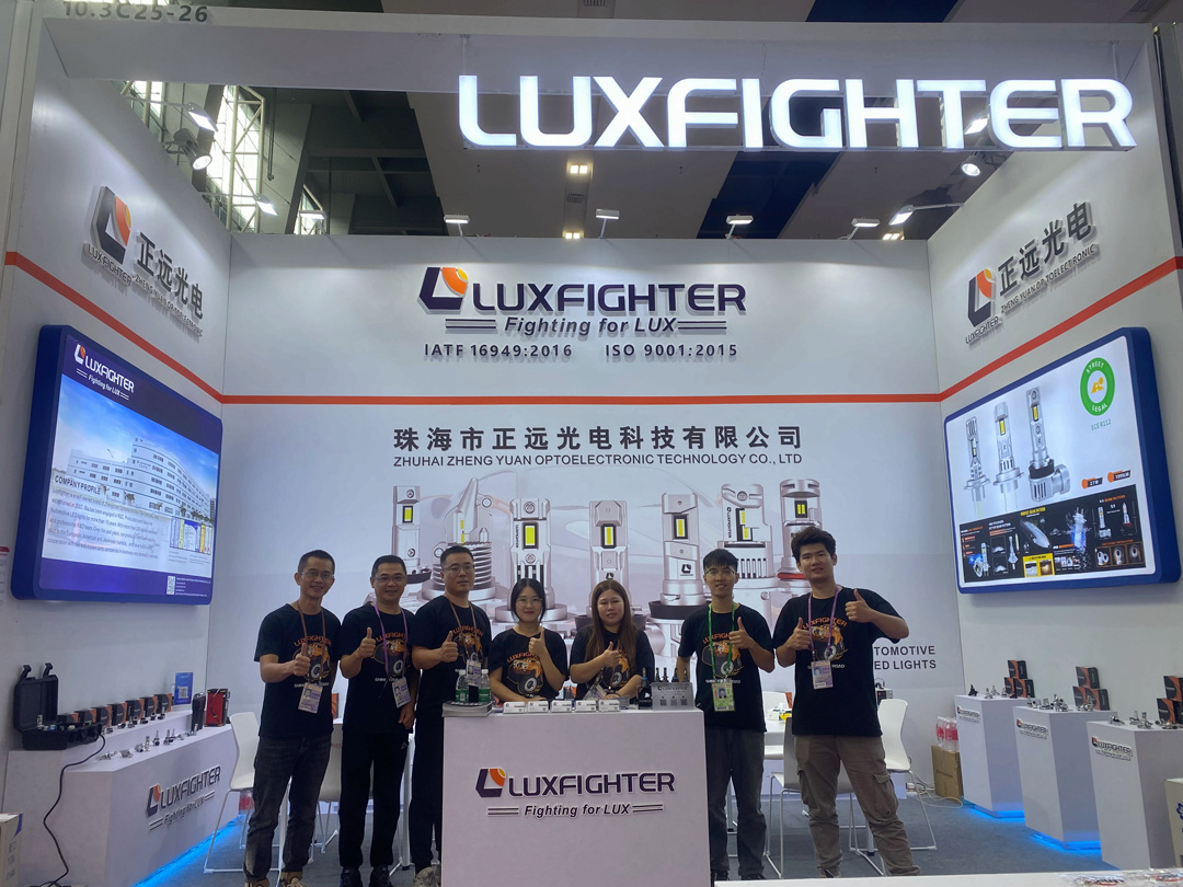 Luxfighter LED Faro de la 134ª Feria de Canton